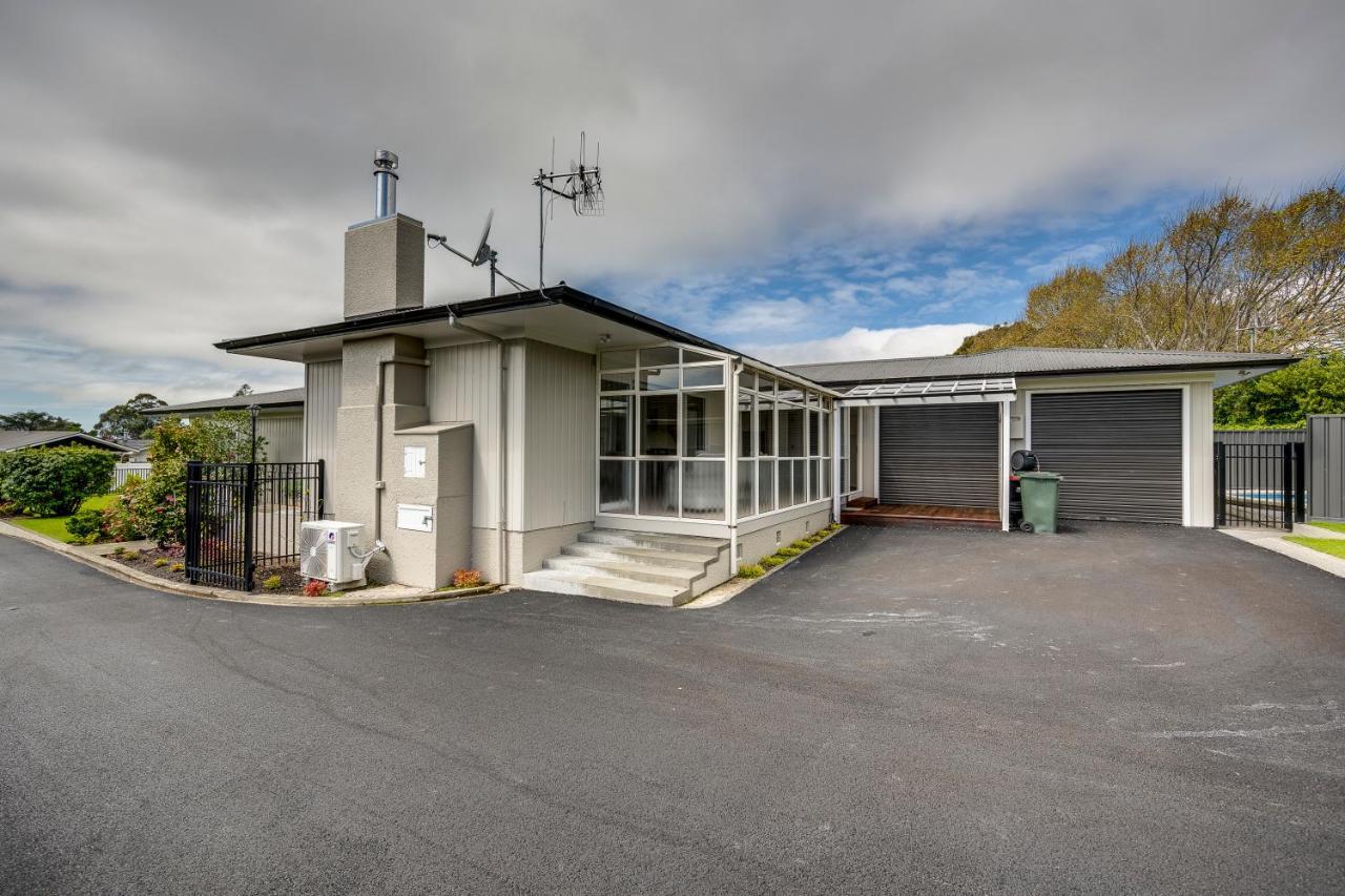 Belmont Pool Paradise - Havelock North Home Extérieur photo